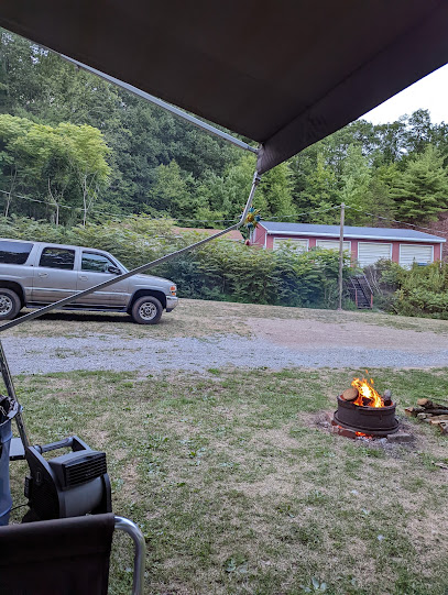 Gray Squirrel Campground