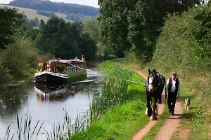 Tiverton Canal Co & Horse Drawn Barge image