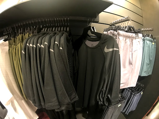 Sporting Goods Store «Nike Las Vegas», reviews and photos, 3500 South Las Vegas Boulevard, Las Vegas, NV 89109, USA
