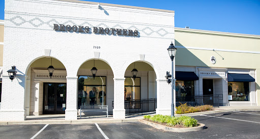 Shopping Mall «Shops of Saddle Creek», reviews and photos, 7509 Poplar Ave #1, Germantown, TN 38138, USA