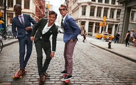 Charles Tyrwhitt image