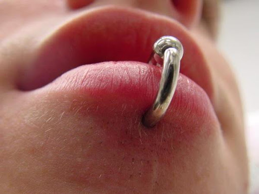 Tattoo Shop «Studio Inc Ronin Tattoo», reviews and photos, 1161 N Farnsworth Ave, Aurora, IL 60505, USA