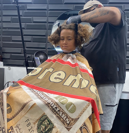 Barber Shop «6ixthelement Barbershop», reviews and photos, 911 W Brandon Blvd, Brandon, FL 33511, USA