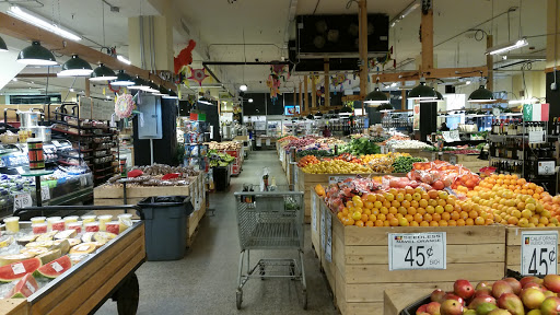 Grocery Store «Horrocks Farm Market», reviews and photos, 235 Capital Ave SW, Battle Creek, MI 49037, USA