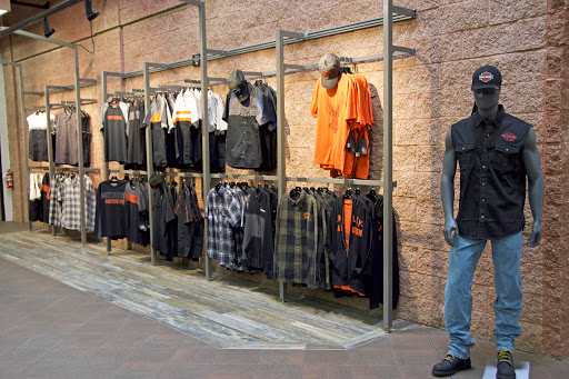 Harley-Davidson Dealer «LaCrosse Area Harley-Davidson», reviews and photos, 1116 Oak Forest Dr, Onalaska, WI 54650, USA