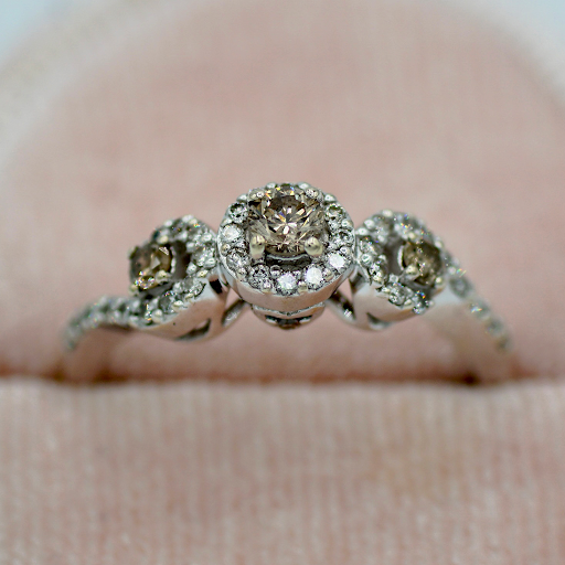 Pawn Shop «Virginia Beach Pawn and Jewelry», reviews and photos, 829 Lynnhaven Pkwy #111, Virginia Beach, VA 23452, USA