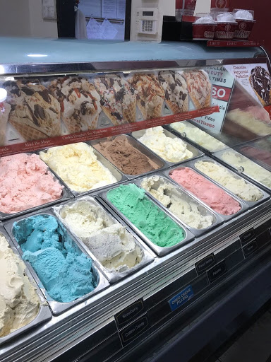 Ice Cream Shop «Cold Stone Creamery», reviews and photos, 499 Sunrise Hwy, Patchogue, NY 11772, USA