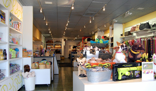 Pet Store «Muttropolis La Jolla», reviews and photos, 7755 Girard Ave, La Jolla, CA 92037, USA