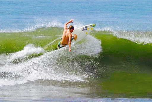 Aloha Brothers Surf Lessons