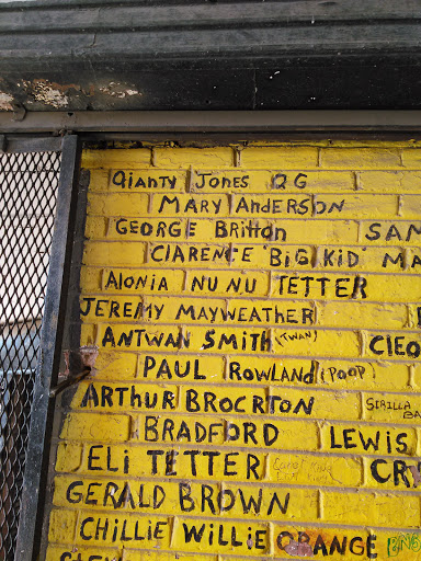 Liquor Store «Altgeld Garden Liquor», reviews and photos, 13122 S Ellis Ave, Chicago, IL 60827, USA