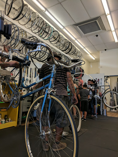 Bicycle Repair Shop «The Bicycle Tree», reviews and photos, 811 N Main St, Santa Ana, CA 92701, USA