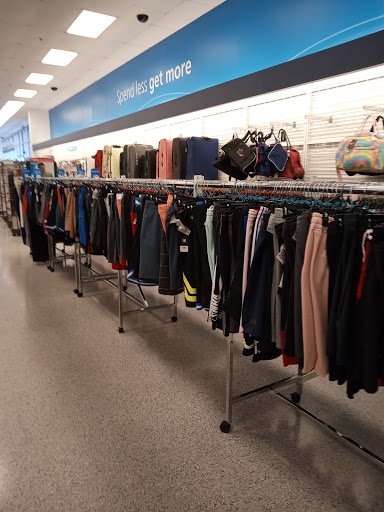 Clothing Store «Ross Dress for Less», reviews and photos, 4311 Norfolk Pkwy, West Melbourne, FL 32904, USA
