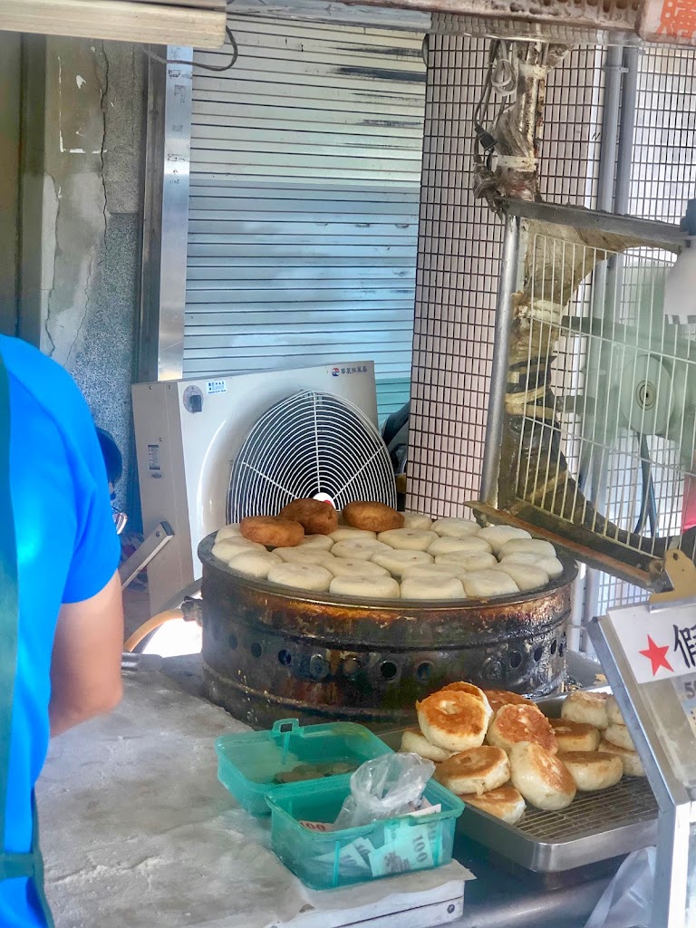 鹽水煎包 的照片