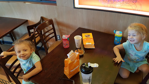 Grocery Store «Giant Food Stores», reviews and photos, 1540 Cowpath Rd, Hatfield, PA 19440, USA