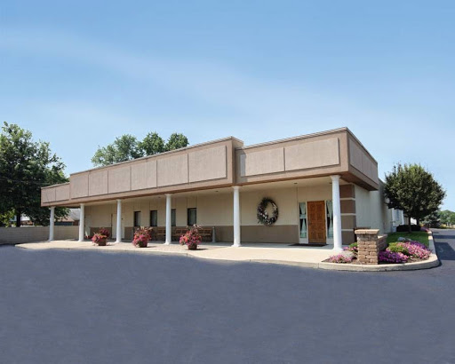 Funeral Home «Newcomer Funeral Home & Crematory, South Chapel», reviews and photos, 3940 Kettering Blvd, Kettering, OH 45439, USA
