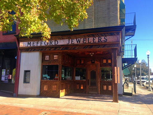 Jewelry Store «Mefford Jewelers», reviews and photos, 102 N Court St, Florence, AL 35630, USA