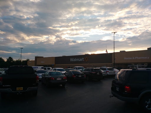 Department Store «Walmart Supercenter», reviews and photos, 2111 N Jackson St, Tullahoma, TN 37388, USA