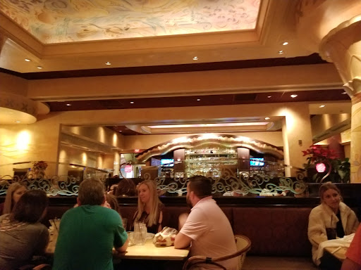 Shopping Mall «International Plaza and Bay Street», reviews and photos, 2223 N Westshore Blvd, Tampa, FL 33607, USA