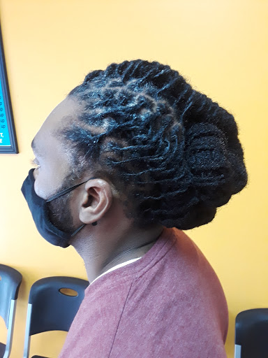 Beauty Salon «J J Hair & Nail Salon Inc», reviews and photos, 4071 NW 34th St, Lauderdale Lakes, FL 33319, USA