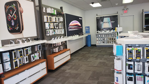 Cell Phone Store «AT&T», reviews and photos, 826 Boston Rd, Springfield, MA 01119, USA