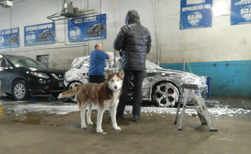 Car Wash «Logan Square Hand Car Wash & Detailing», reviews and photos, 2436 N Milwaukee Ave, Chicago, IL 60647, USA