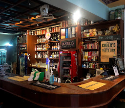 ร้าน The Swan BAR & Restaurant photo