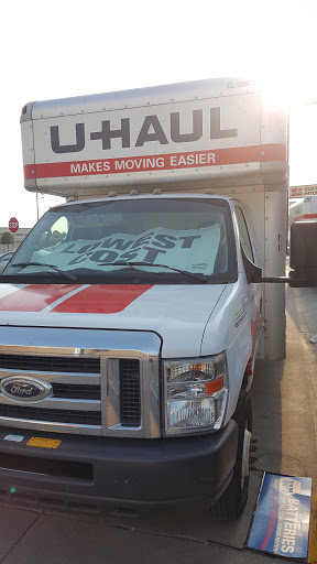 Truck Rental Agency «U-Haul Moving & Storage of Irving», reviews and photos, 2630 W Irving Blvd, Irving, TX 75061, USA