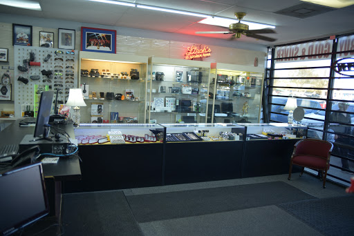 Pawn Shop «KB PAWN LOAN», reviews and photos, 11102 Briar Forest Dr, Houston, TX 77042, USA