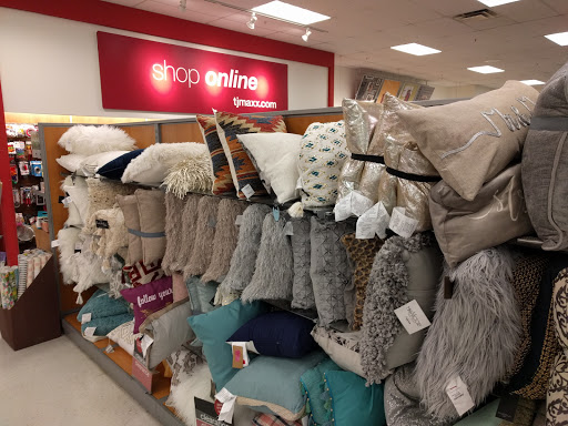Department Store «T.J. Maxx», reviews and photos, 124 Salmon Brook St, Granby, CT 06035, USA