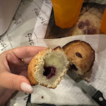 Photo n°2 de l'avis de Valentina.r fait le 29/08/2023 à 21:38 sur le  Mamamia Gelateria Caffetteria à Torre Lapillo