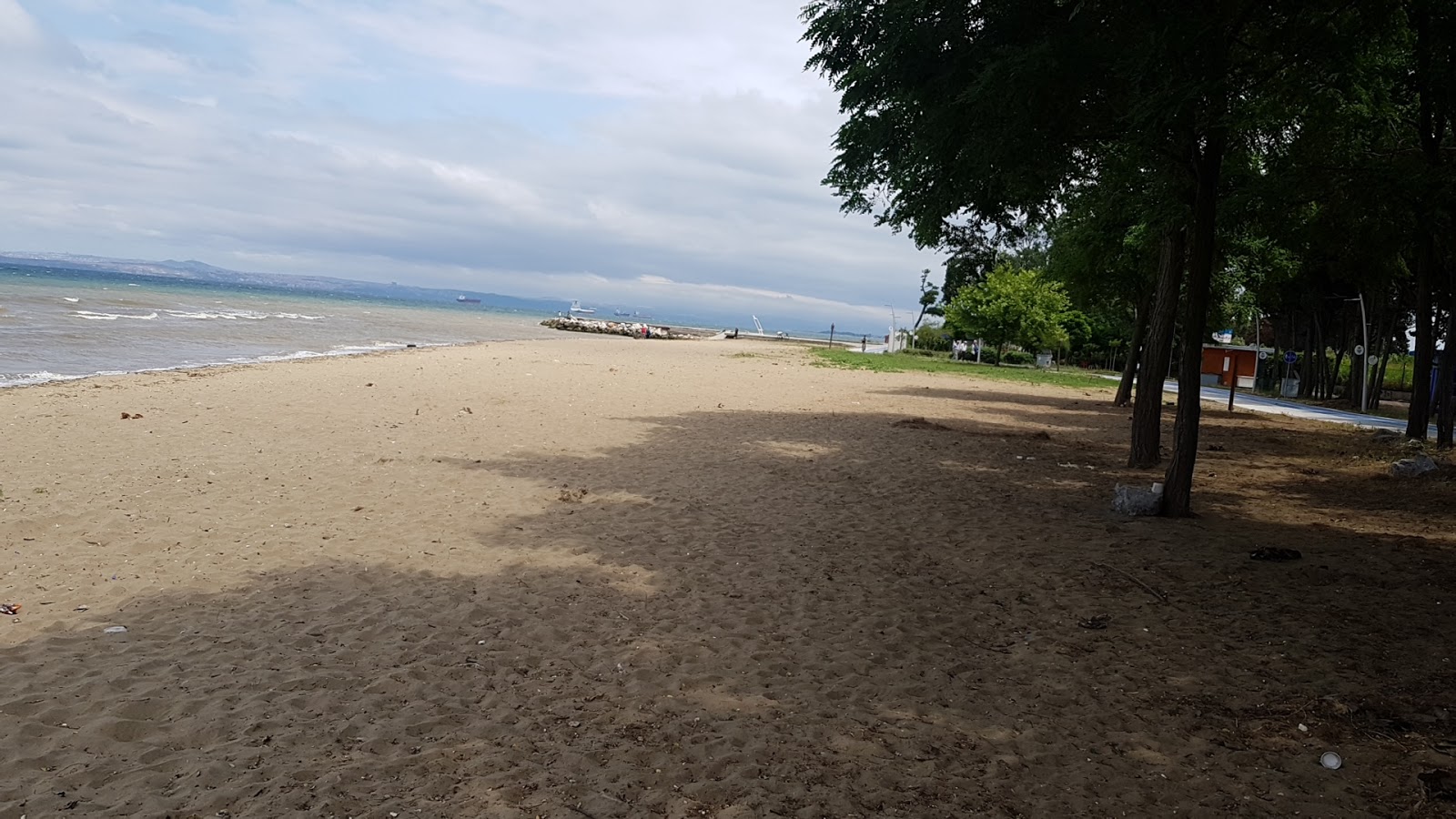 Foto di Arastirma beach con una costa spaziosa