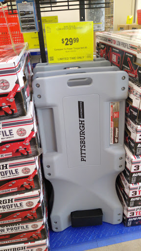 Hardware Store «Harbor Freight Tools», reviews and photos, 7520 W 159th St, Orland Park, IL 60462, USA