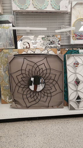 Clothing Store «Ross Dress for Less», reviews and photos, 380 Marketplace Blvd, Hamilton Township, NJ 08691, USA