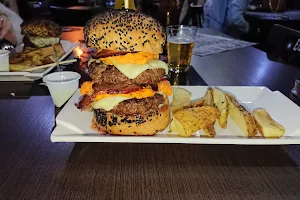 Maredu Burger & Steakhouse image