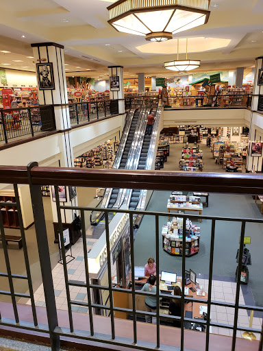 Shopping Mall «Foothills Mall», reviews and photos, 7401 N la Cholla Blvd, Tucson, AZ 85741, USA