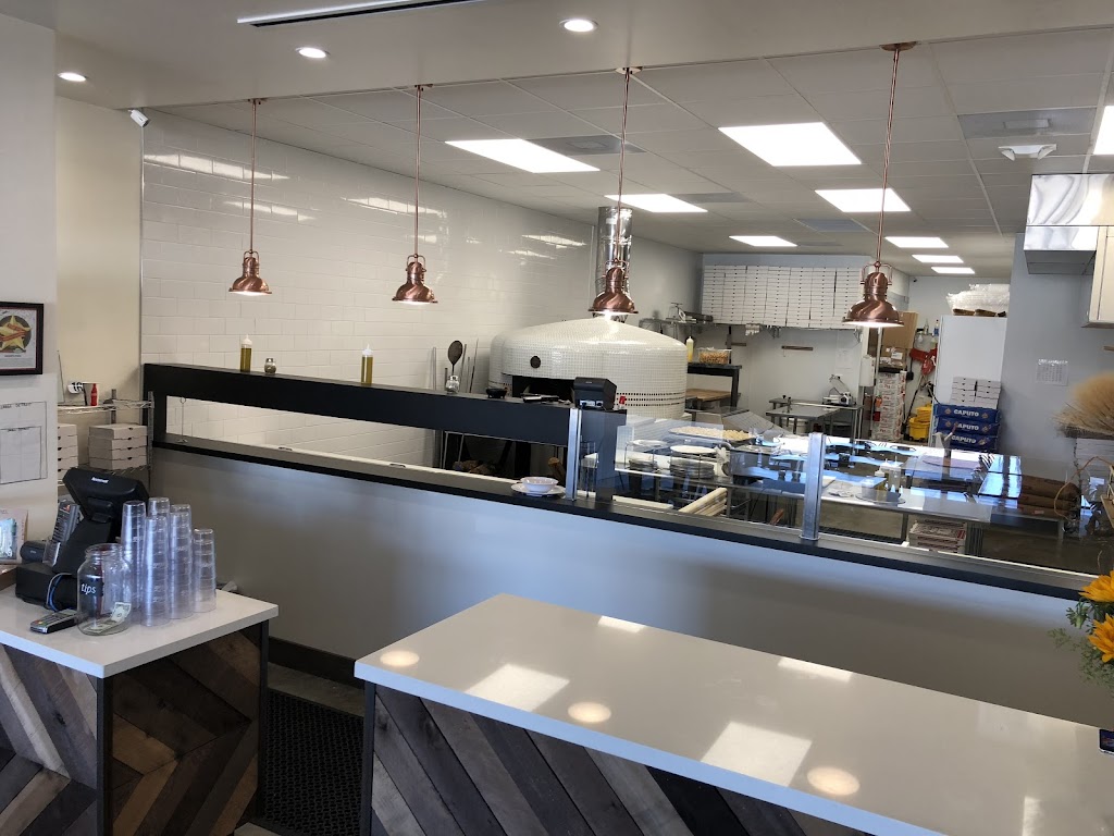 Pizaro's Pizza Napoletana I 77079