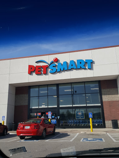 Pet Supply Store «PetSmart», reviews and photos, 12046 Paul Mayer Ave, Bridgeton, MO 63044, USA