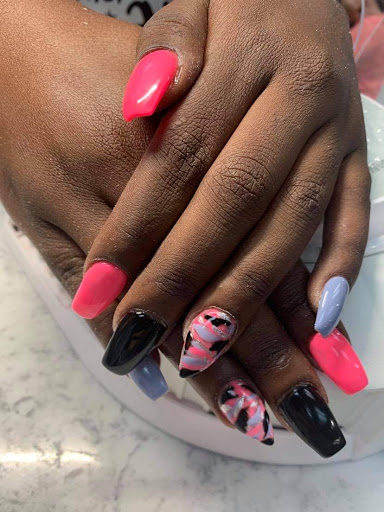 Nail Salon «Regal Nails Salon & Spa», reviews and photos, 101 Tanglewood Pkwy, Elizabeth City, NC 27909, USA
