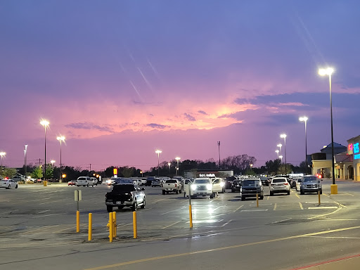 Shopping Mall «Southroads Shopping Center», reviews and photos, 5211 E 41st St, Tulsa, OK 74135, USA