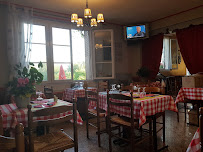 Atmosphère du Restaurant Chez Micheline à Berny-Rivière - n°1