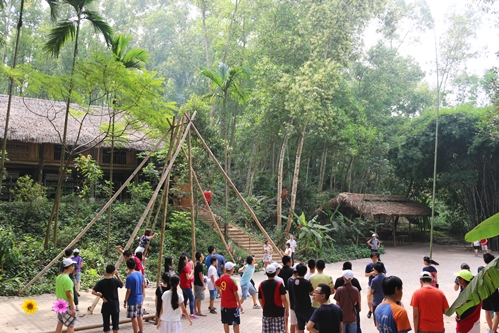 Khu bảo tồn Làng nhà sàn Dân tộc Sinh thái Thái Hải