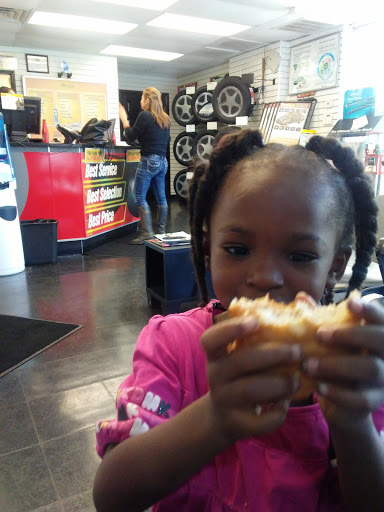 Tire Shop «Tires Plus», reviews and photos, 8565 N Davis Hwy, Pensacola, FL 32514, USA