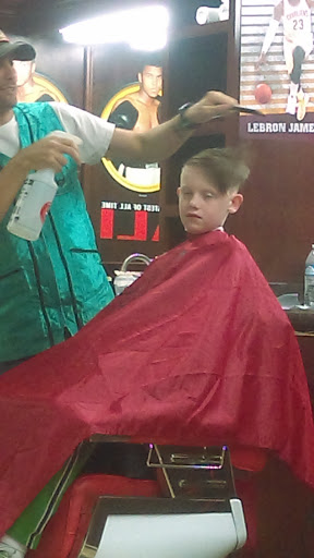 Barber Shop «V D Barbershop», reviews and photos, 27 S Stapley Dr, Mesa, AZ 85204, USA