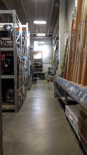 RONA North Vancouver, 915 W 1st St, North Vancouver, BC V7P 1A4