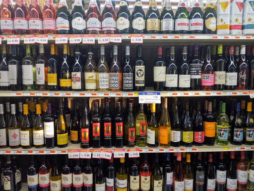 Supermarket «Sheridan Select Market», reviews and photos, 135 S Bridge St, Sheridan, OR 97378, USA