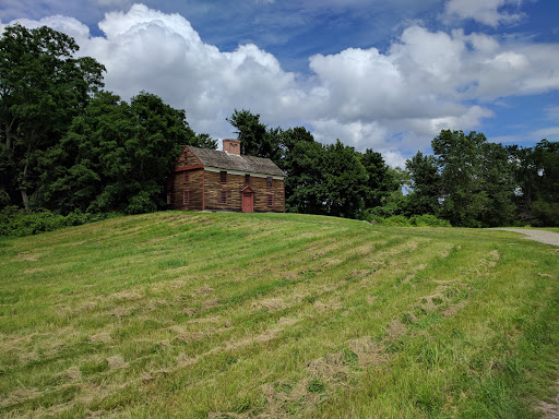 Memorial Park «Minuteman National Park Visitor Center Parking Lot», reviews and photos, 112 N Great Rd, Lincoln, MA 01773, USA