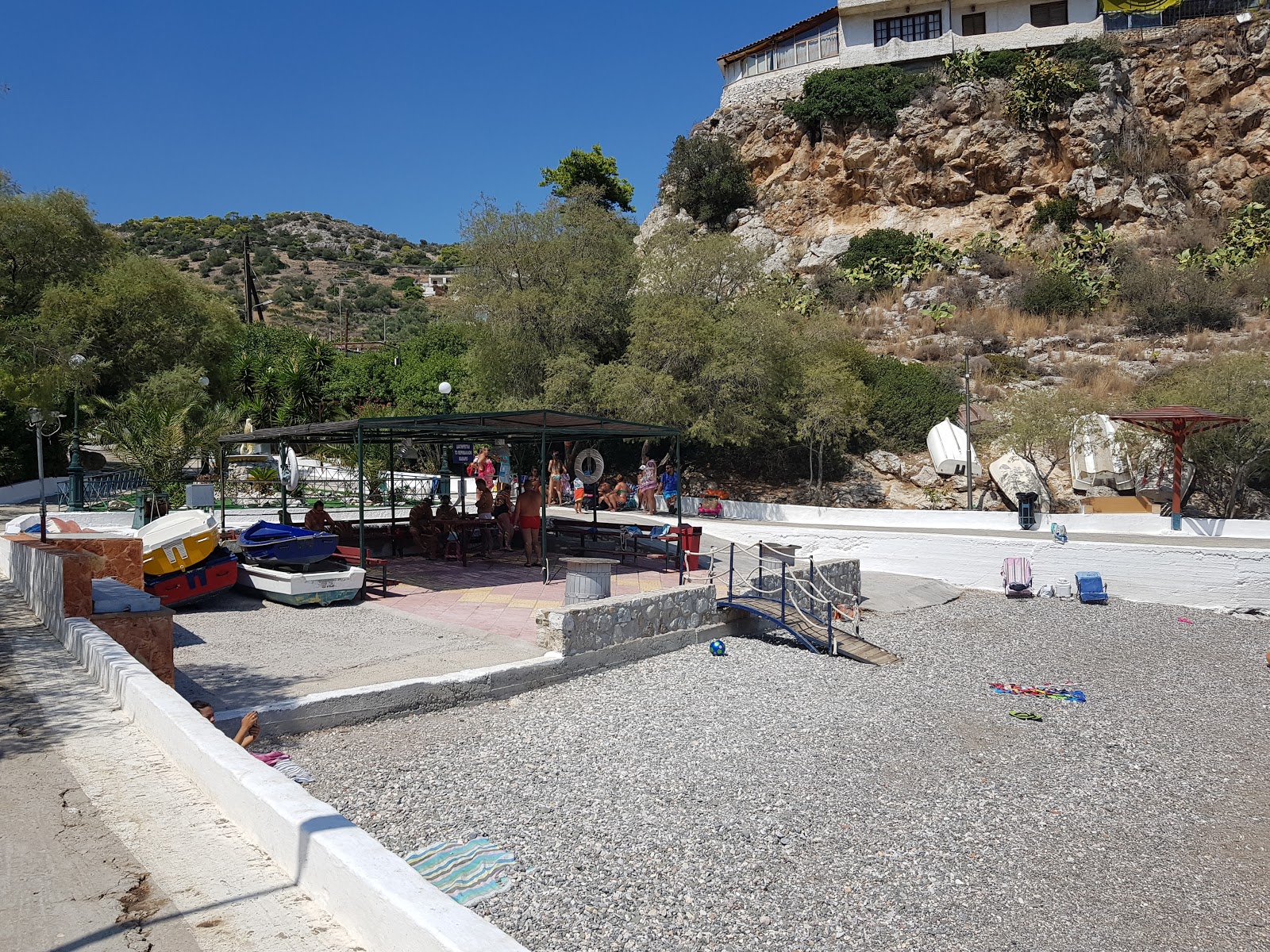 Paralia Charoupias'in fotoğrafı geniş ile birlikte