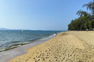 Dongtan Beach image