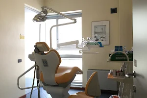 Studio Dentistico Dr. Roberto Ciucci Pesaro image