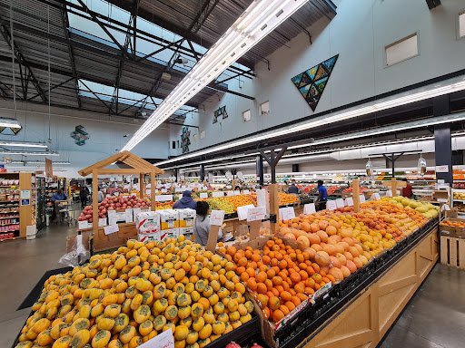 Supermarket «Berkeley Bowl West», reviews and photos, 920 Heinz Ave, Berkeley, CA 94710, USA